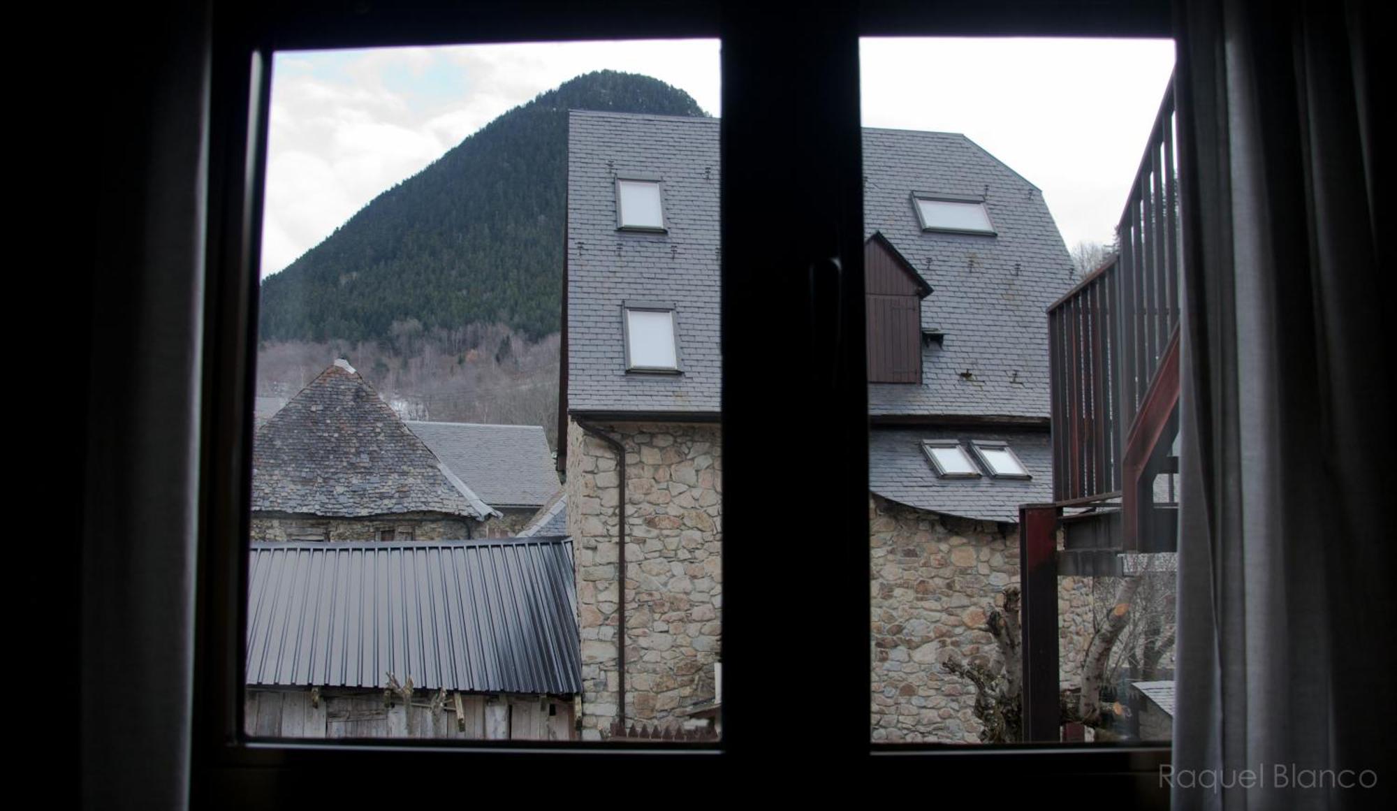 Hotel Saueth Tredós 部屋 写真